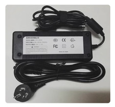 Adaptateur électrique pour