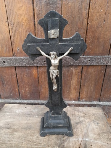 Crucifix bois noir - noir, type