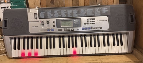 Casio 100 key electronic - casio, 61-key
