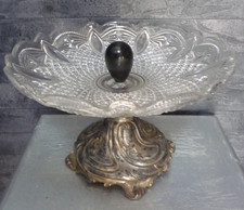 ANCIENNE COUPE à FRUITS en CRISTAL de BACCARAT ssur PIED en REGULE - début XXème