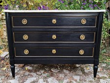 Commode ancienne patinée noire style Louis XVI.