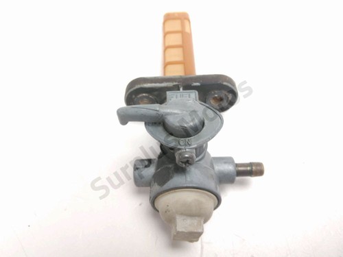 Robinet essence suzuki 125 - robinet,