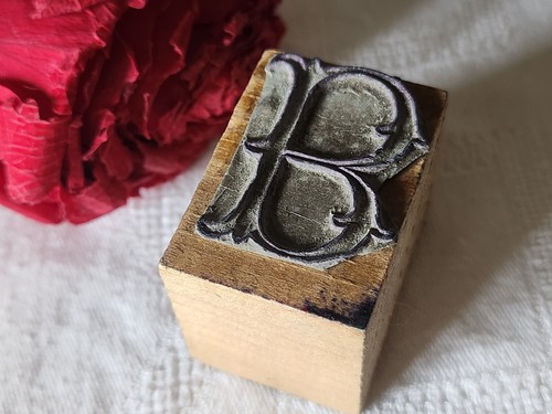 Tampon ancien monogramme - , b