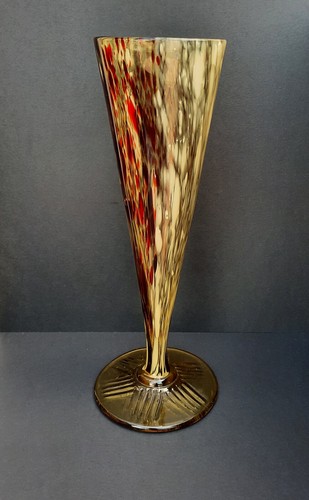 Vase cornet forme hollandais - cornet,