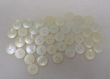 Lot de 40 Boutons anciens en