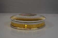 Boite a couvercle porcelaine