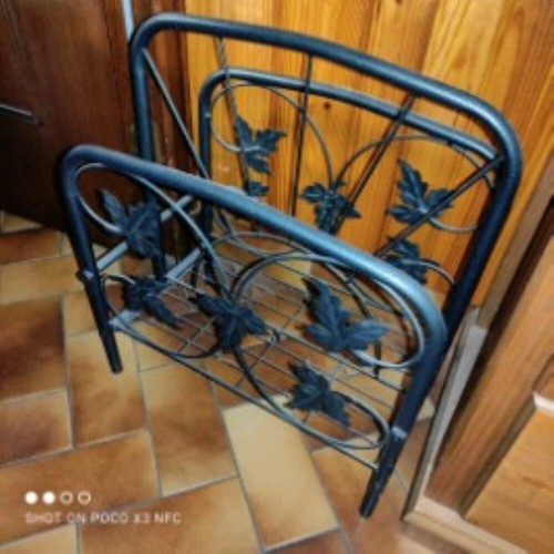 Ancien porte revue fer - ancien,