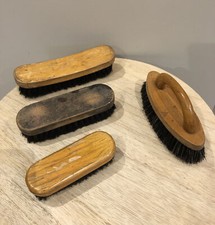 Lot De 4 anciennes brosses a