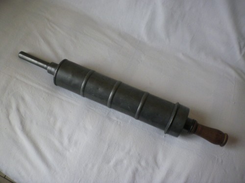 Outil ancien seringue de - outil,