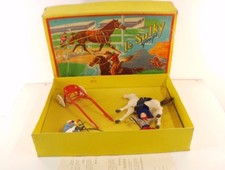SPM TOUMOULAGE Le sulky Youpi jouet ancien RARE cheval jockey rodeo en boite