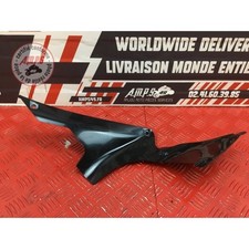 Cache sur flanc de carénage droit Yamaha R1 2007 à 2008 4C8