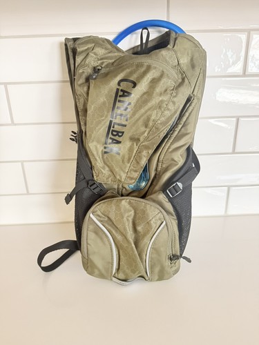 Camelbak rogue 2 - camelbak, oz/2.5l
