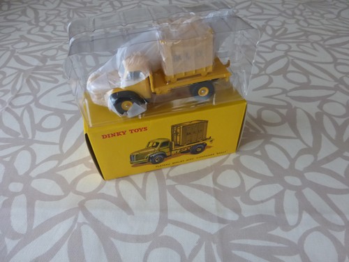 Dinky toys 581 - dinky, n