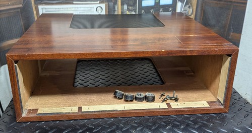 Marantz wood case - with, feet