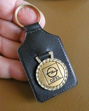 Ancien porte cle Automobile Opel Garage Pont Sainte Marie Aube.