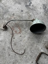 lampe industrielle ancienne