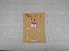 Pochette B joint bas moteur