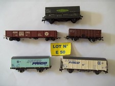 (E50)  5 WAGONS MARCHANDISES (