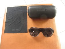 Lunettes de soleil Chanel 4136