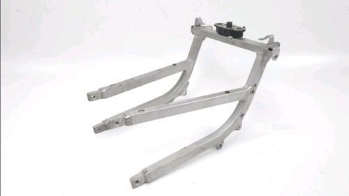 Boucle cadre arriere suzuki - boucle,