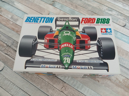 Maquette voiture tamiya - voiture, 1/20
