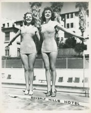 SEXY PIN-UP 1940s PHOTO