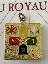 pendentif  le pentacle du Royaume ( La Lumière sur Le Royaume)