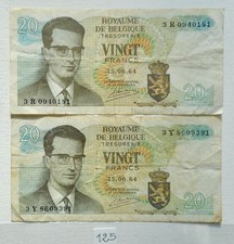 **125** BELGIQUE  2 Billets de Banque  de 20 Francs  1964 bon état