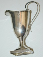 -PETITE SAUCIERE ou POT LAIT