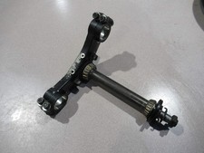 Té de fourche inférieur (Kawasaki - Gtr 1000 1986 - 2004)