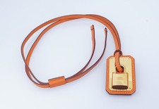 Collier Hermès - pendentif