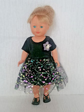 Vêtements de poupée modes et