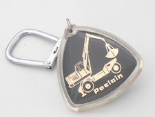 PORTE CLÉS ANCIEN - BOURBON - PELLE POCLAIN TY 45