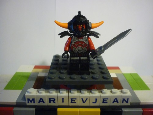 Figurine minifigure lego nexo - lego,