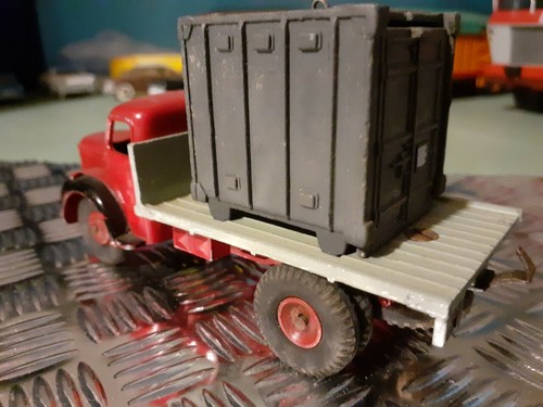 Dinky toys berliet container - ,
