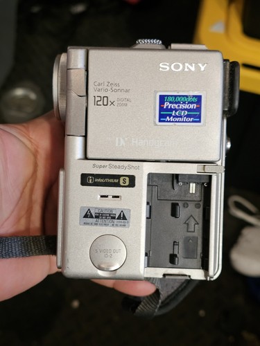 Sony dcr pc1 handycam - dcr-pc1,