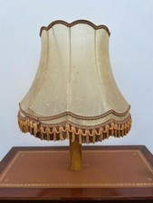 Grand et beau chapeau de lampe
