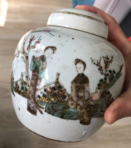 Beau pot couvert - , gingembre