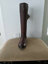 Women's Frye boot size 6