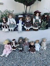Lot de 13 Poupées de Collection Anciennes – Porcelaine – Styles Variés