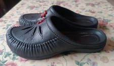 Sabots noirs, de type mules, taille 37