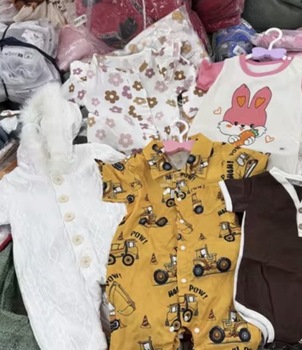 Lot pièces tenue bébé - 4,