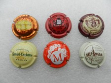 3-lot 5 capsules plaques de muselets de champagne et 1 de crémant d'Alsace