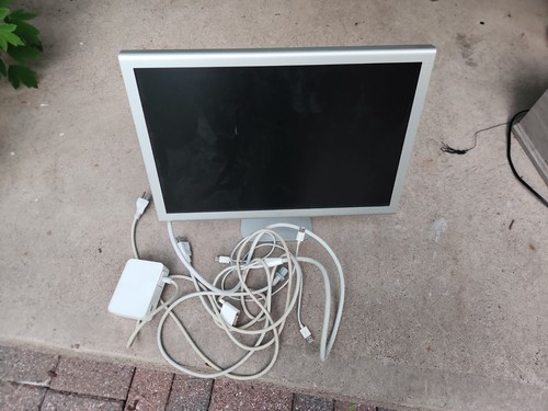 Apple cinema display - display, 24"