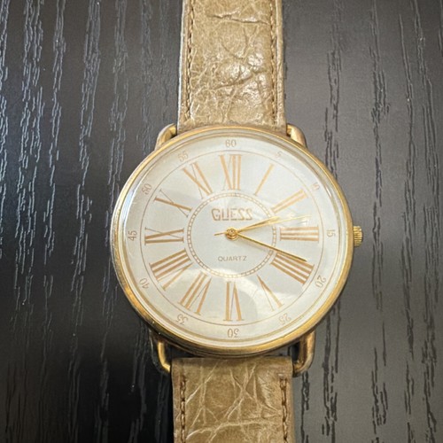 Guess quartz analog wristwatch - guess,
