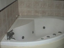 Vente baignoire d'angle balneo