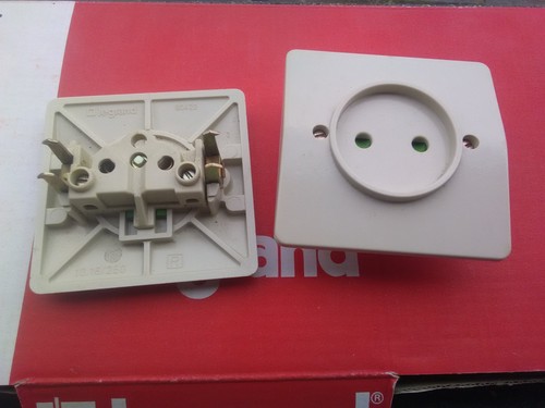 Legrand 80522 prise de - 80522,