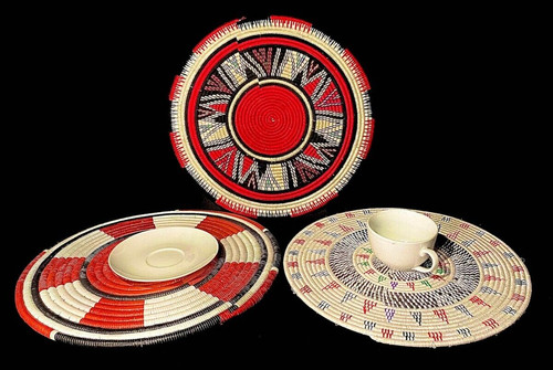 Trivet tissé africain