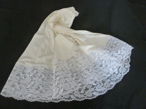 Joli jupon vintage jolie - joli,