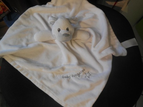 Doudou plat chien kangourou - doudou,